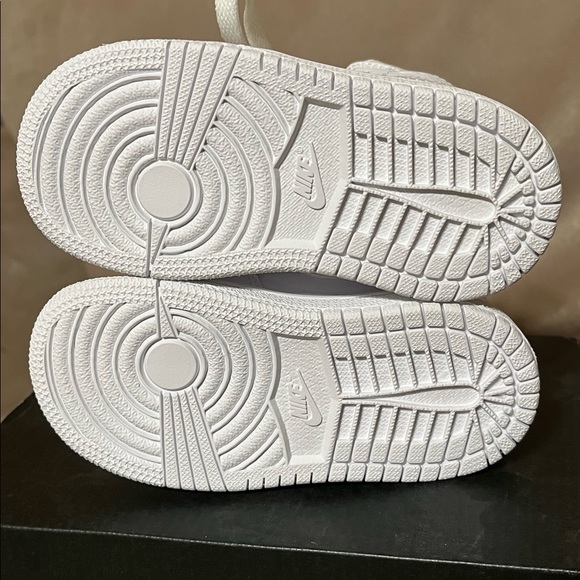 Brand new - Picture 4 of 5